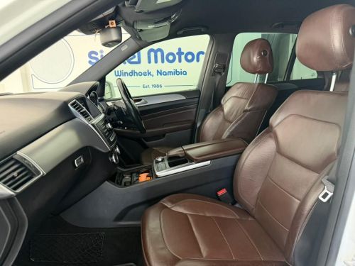 Mercedes-Benz ML400 BE 4Matic 3.0 V6 BlueEFFICIENCY A/T in Namibia