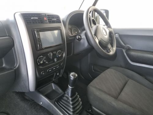 Suzuki Jimny 1.3 4x4 in Namibia