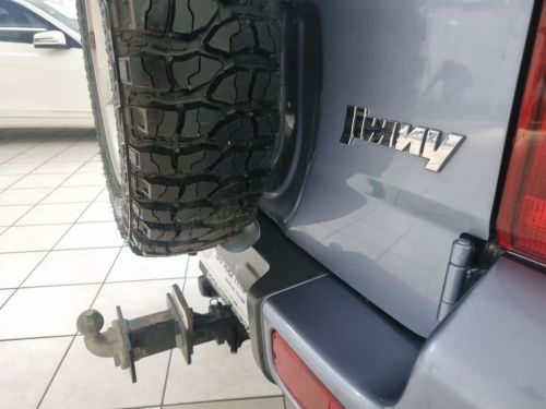 Suzuki Jimny 1.3 4x4 in Namibia