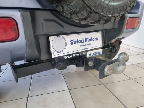 Suzuki Jimny 1.3 4x4 in Namibia