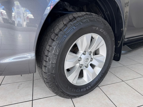 Toyota Hilux 2.4 SRX 4x4 A/T in Namibia