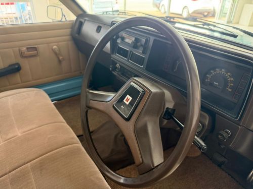 Isuzu KB 2.2 Diesel S/C 4x4 in Namibia