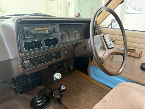 Isuzu KB 2.2 Diesel S/C 4x4 in Namibia