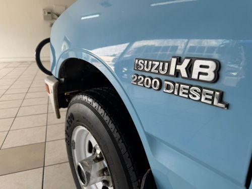 Isuzu KB 2.2 Diesel S/C 4x4 in Namibia