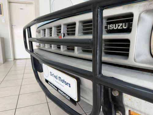 Isuzu KB 2.2 Diesel S/C 4x4 in Namibia