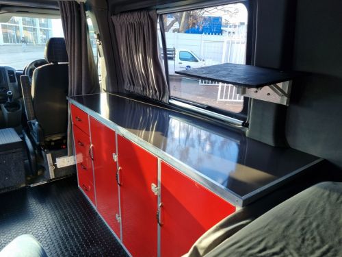 Mercedes-Benz Sprinter 315 CDI Camper in Namibia