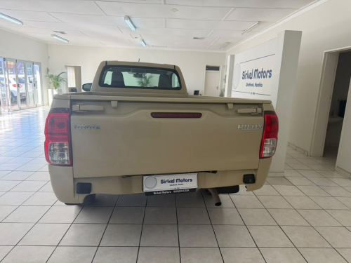 Toyota Hilux 2.0 VVTI P/U S/C M/T in Namibia