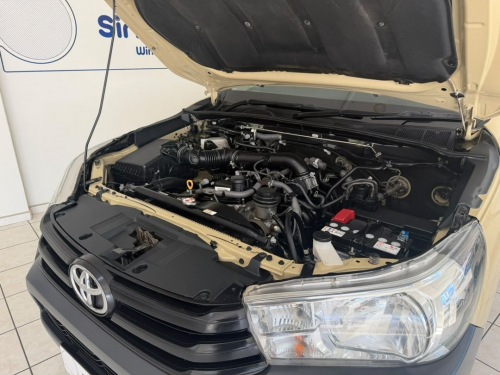 Toyota Hilux 2.0 VVTI P/U S/C M/T in Namibia