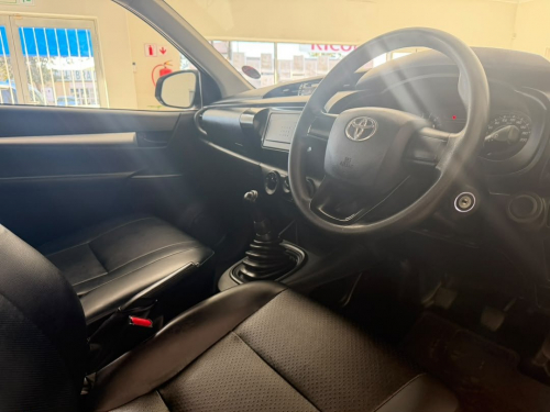 Toyota Hilux 2.0 VVTI P/U S/C M/T in Namibia