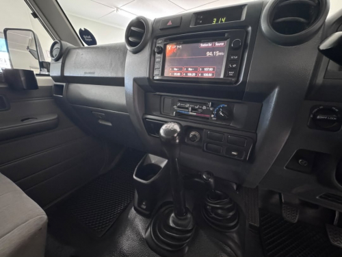 Toyota Land Cruiser 79 4.2 P/U D/C Diesel in Namibia