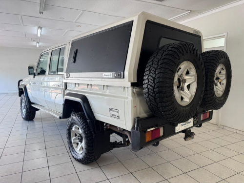 Toyota Land Cruiser 79 4.2 P/U D/C Diesel in Namibia