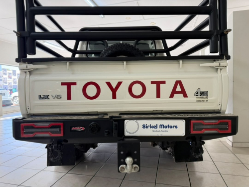 Toyota Land Cruiser 79 4.5D V8 4x4 P/U D/C M/T in Namibia