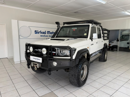 Used Toyota Land Cruiser 79 4.5D V8 4x4 P/U D/C M/T for sale in Windhoek