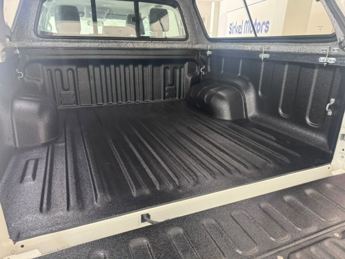 Toyota Hilux 2.4 GD6 Raider 4x4 P/U D/C A/T Diesel in Namibia
