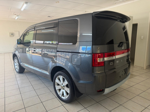 Mitsubishi Mitsubishi Delica 2.3 4x4 A/T Diesel in Namibia