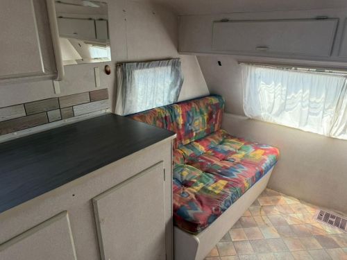 Sprite Senata Caravan 665Kg in Namibia