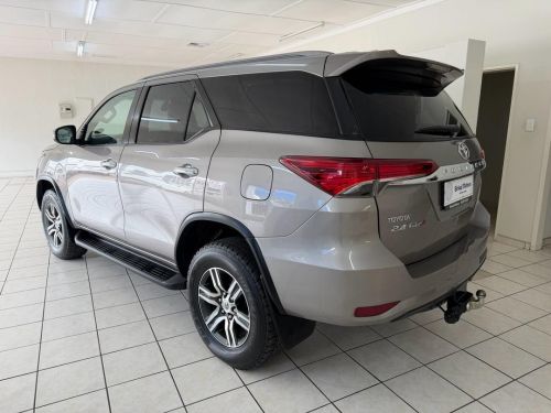 Toyota Fortuner 2.4 GD-6 RB AT in Namibia
