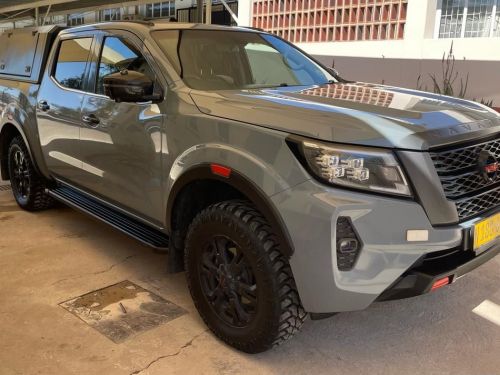 Nissan Navara Pro-4x in Namibia