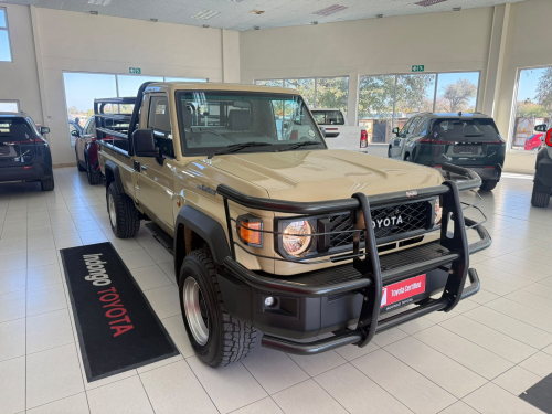 Used Toyota Land Cruiser P/U LC79 4.0 V6 for sale in Okahandja