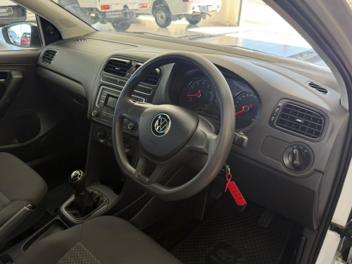 Volkswagen Polo Vivo 1.4 Trendline in Namibia