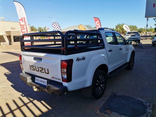 Isuzu Isuzu 2.5 Xrider D/C 4x4 in Namibia