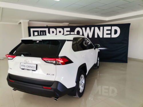 Toyota Rav 4 GX 2WD in Namibia