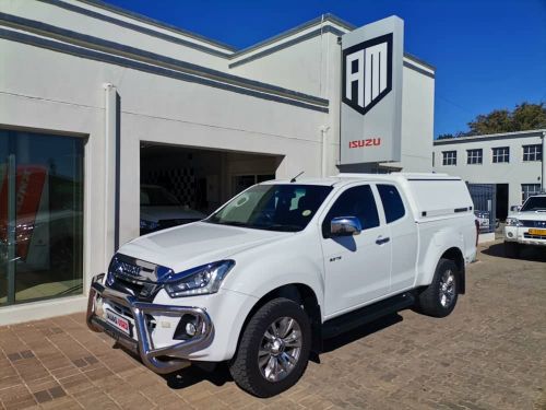Isuzu DMAX 3L E/CAB 2X4 in Namibia
