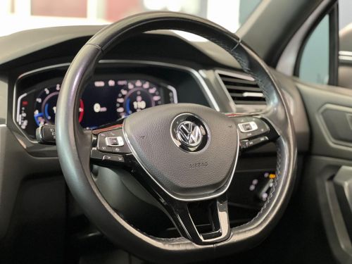 Volkswagen Tiguan Allspace 2.0 TSi Highline 4 Motion DSG (162 kW) in Namibia