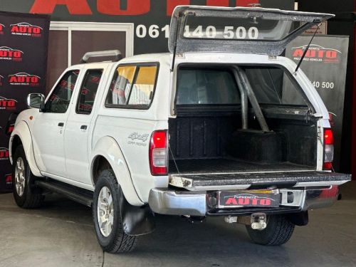 Nissan np300 in Namibia