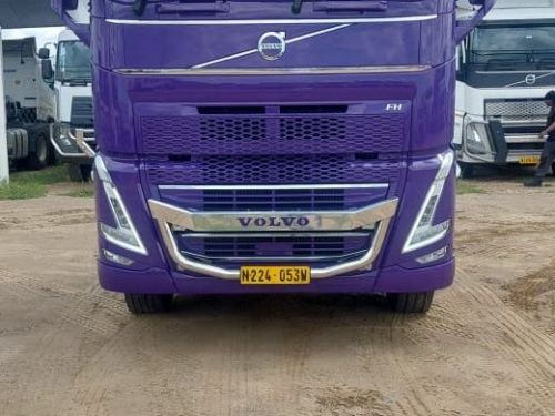 Used Volvo FH 440 6X4 TRACTOR for sale in Windhoek