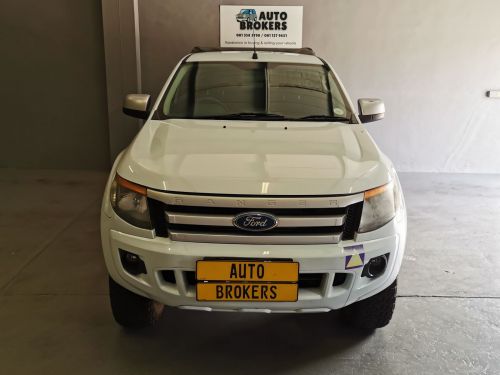 Ford Ranger 3.2 XLS 4x4 A/T E/cab in Namibia