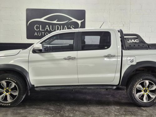 JAC T8 1.9TDi Lux 4x4 in Namibia