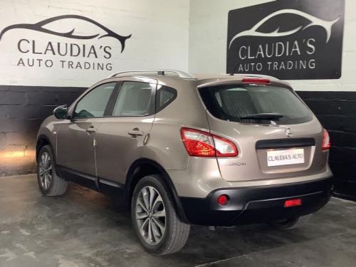 Nissan Qashqai 2.0 Acenta petrol in Namibia
