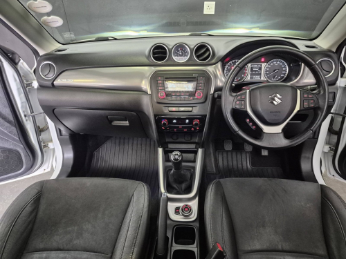 Suzuki Vitara 1.6 GLX ALLGRIP 4x4 in Namibia