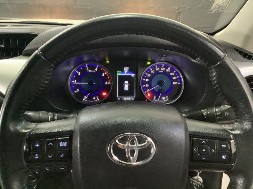 Toyota Hilux 2.8 GD-6 Raider 4x4 A/T in Namibia