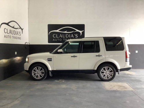 Land Rover Discovery 3.0 TD/SD V6 HSE in Namibia