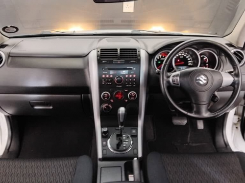 Suzuki Grand Vitara 2.4 A/T 4x4 in Namibia