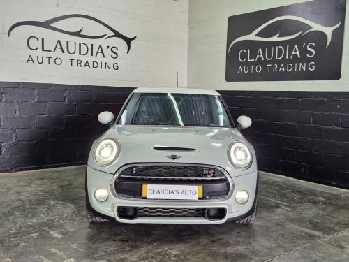 Mini Cooper S in Namibia