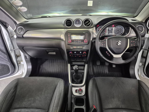 Suzuki Vitara 1.6 GLX ALLGRIP 4x4 in Namibia