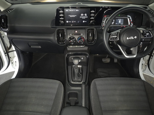Kia Kia Sonet 1.0T XE in Namibia