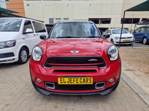Mini CrossOver SD in Namibia