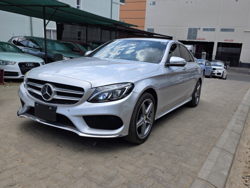 Mercedes-Benz C200 AVG AMG-Line in Namibia