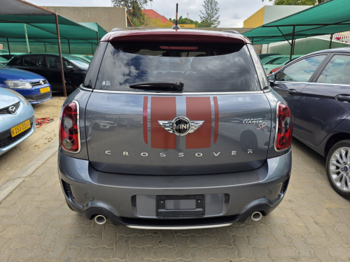 Mini Cooper SD CrossOver ParkLane in Namibia
