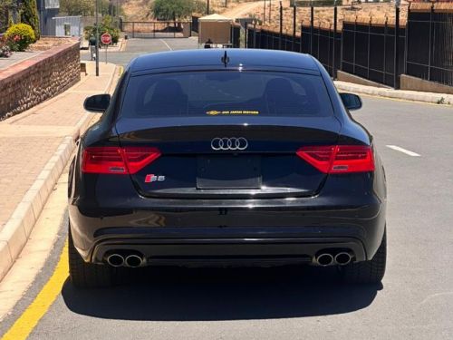 Audi S5 in Namibia