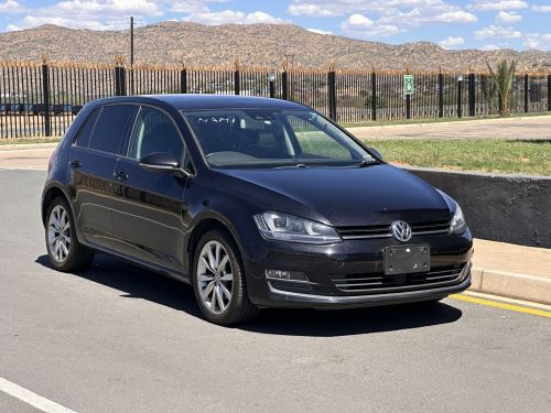 Volkswagen GOLF 7 TSI in Namibia