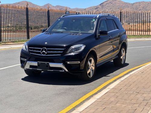 Mercedes-Benz ML 350 in Namibia