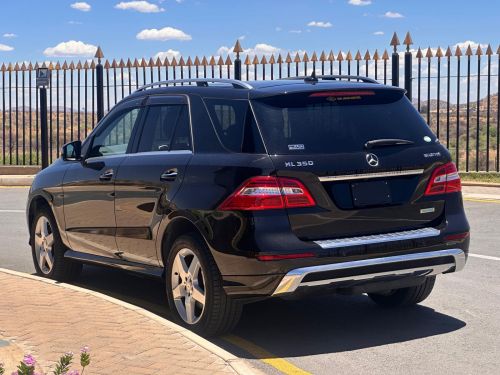 Mercedes-Benz ML 350 in Namibia