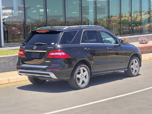 Mercedes-Benz ML 350 in Namibia