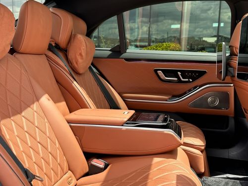 Mercedes-Benz s class in Namibia
