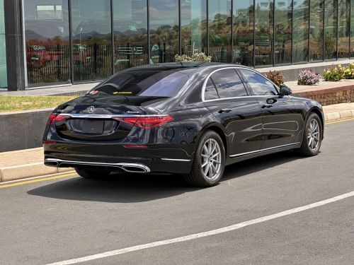 Mercedes-Benz s class in Namibia